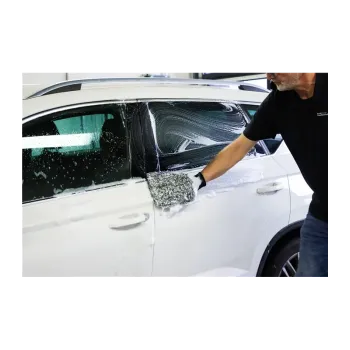 cafe 4 racer - Koch Chemie Exterior Wash Mitt - Umývacia rukavica z mikrovlákna - Koch Chemie Rukavice a hubky na umývanie auta 4262380392052