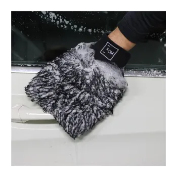 cafe 4 racer - Koch Chemie Exterior Wash Mitt - Umývacia rukavica z mikrovlákna - Koch Chemie Rukavice a hubky na umývanie auta 4262380392052