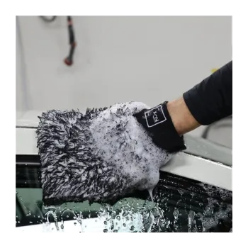 cafe 4 racer - Koch Chemie Exterior Wash Mitt - Umývacia rukavica z mikrovlákna - Koch Chemie Rukavice a hubky na umývanie auta 4262380392052