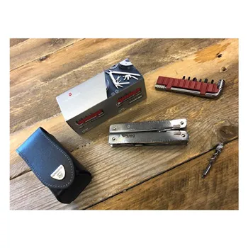 cafe 4 racer - Švýcarské silniční nářadí ROEG X VICTORINOX. - ROEG Na Cestování 