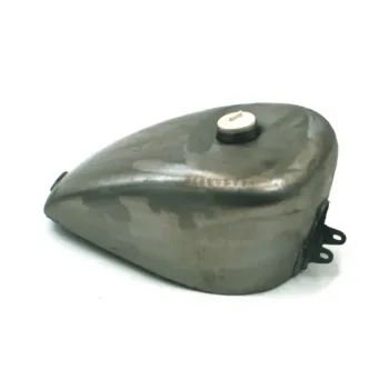 cafe 4 racer - Highway Hawk, 4.75 gallon custom gas tank - Highway Hawk Tanks 