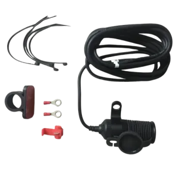 cafe 4 racer - Duální USB 2.0 adaptér 12V-24V 5V 2x2.1A s displejem napětí pro BMW 12mm DIN zásuvku - HS MOTO Germany Port USB 4251352656711