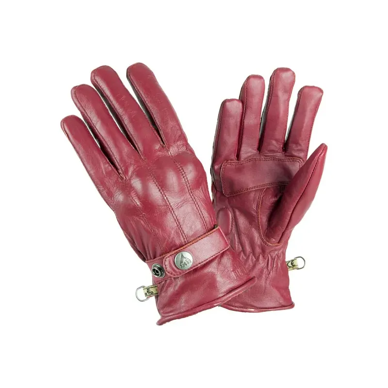 By City Elegant lady maroon
