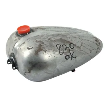 Paughco, Mustang univerzální 4,75g gasoline tank. Jedna zátka