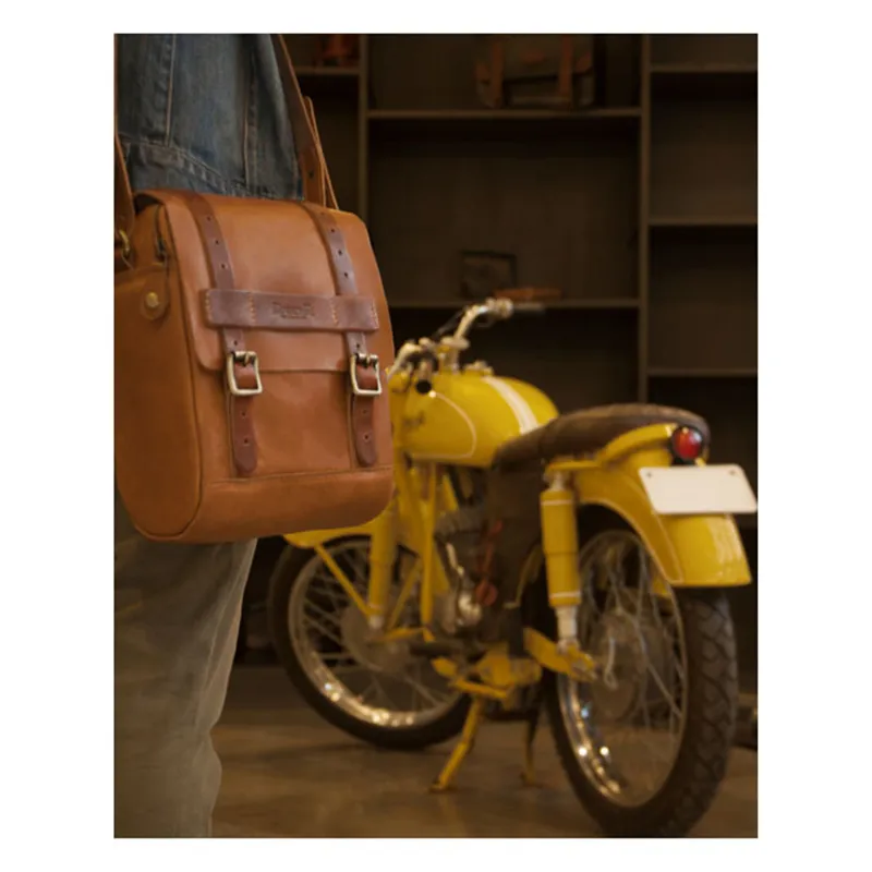cafe 4 racer - Trip Machine, tank and tail bag. 4.4 liter. Tan - Tripmachine Bags 