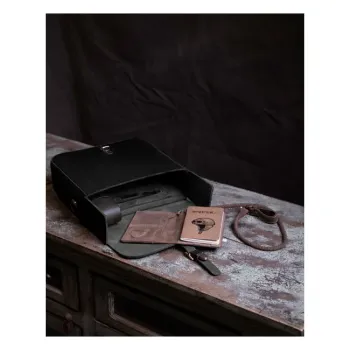 cafe 4 racer - Trip Machine, Classic saddlebag. Black - Tripmachine Bags 