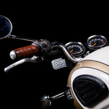 cafe 4 racer - Trip Machine, leather handlebar grip wraps. Dark Tan Cognac - Tripmachine Omototávky rukovätí 