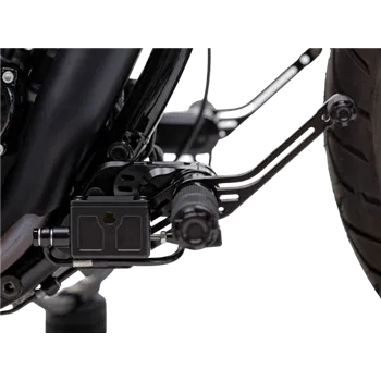 cafe 4 racer INDIAN CHIEF - THE REAL BOBBER  custom bike parts 