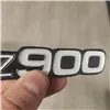 cafe 4 racer - KAWASAKI Boční krycí odznak 1ks - MCS Emblémy Nálepky Logá 