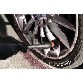 cafe 4 racer - Koch Chemie Exterior Brush Red - Kyselinovzdorný štetec na disky - Koch Chemie Detailingové štetce a kefy 4262380391406