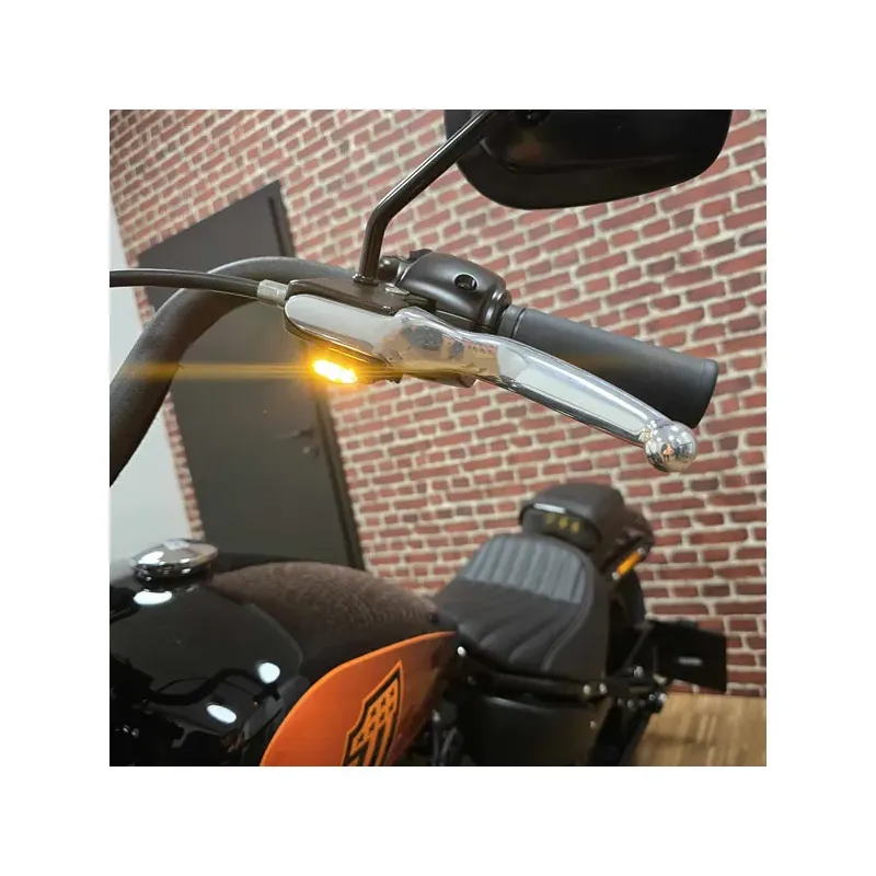 cafe 4 racer - Kellermann, "Dash M" smerovka. Pravá predná - Kellermann Smerovky na riaditká 