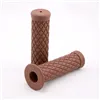 cafe 4 racer - Grip guma "Diamond" 1 palec / 25,4 mm Hnedá Dĺžka: 125 mm Uzavretá - HS MOTO Germany 25,4mm & 1 inch  4251926911437
