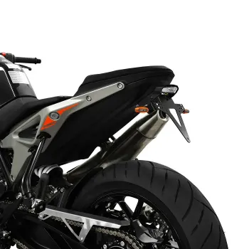 cafe 4 racer - CPV, sada držáků SPZ. Leštěná. Cateye. DE - CPV Držáky SPZ a příslušenství 
