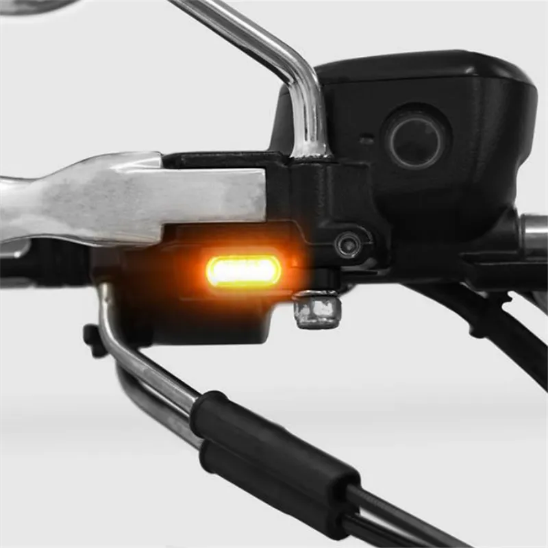 cafe 4 racer - Indikátor armatury Dyna / Softail / Touring Typ 2 &quotHeat&quot 5 LED tónované - HS MOTO Germany Směrová světla na řídítkách 4251352671158