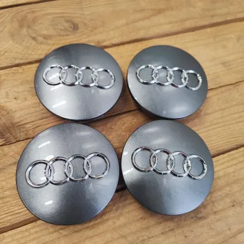 cafe 4 racer - BMW 4x68mm 50 let kryty kol OEM 36136783536 - Cafe4Racer Emblémy Nálepky Logá 