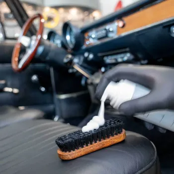 cafe 4 racer - COLOURLOCK Classic Car Leather Care Set – set for the care of worn vintage leather - Colourlock Leather sets 
