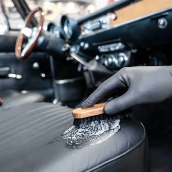 cafe 4 racer - COLOURLOCK Classic Car Leather Care Set – set for the care of worn vintage leather - Colourlock Leather sets 