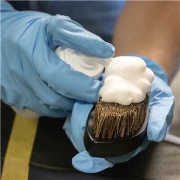 cafe 4 racer - KochChemie The Finisher Leather Cleaning and Care Kit - Koch Chemie Advantageous sets 
