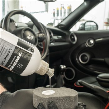 cafe 4 racer - KochChemie The Finisher Sada na čistenie a ošetrenie kože - Koch Chemie Výhodné sady 