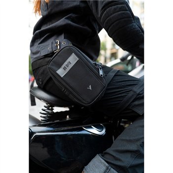 cafe 4 racer - By City Leg bag black - By City Bags 