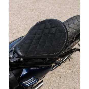 cafe 4 racer - Motone ALCANTARA Cobra Khan Seat - Full Diamond - Triumph Bobber - Motone Bobber Solo Seats 