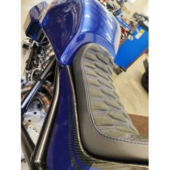 cafe 4 racer - Solo seat V2 for BMW K75/K100/K1100 CARBON  - Cafe4Racer Fiberglass&Carbon  platform 