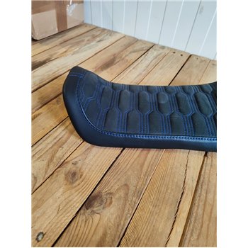 cafe 4 racer - Solo seat V2 for BMW K75/K100/K1100 CARBON  - Cafe4Racer Fiberglass & Carbon platform 