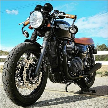 cafe 4 racer - Defender - Sump Guard - Black - Motone Triumph Bonneville 