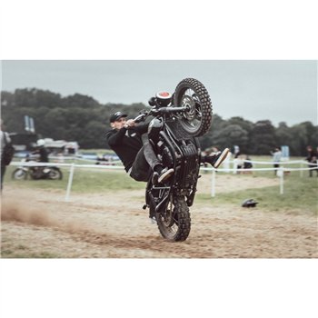cafe 4 racer - Defender - Sump Guard - Black - Motone Triumph Bonneville 