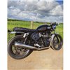 cafe 4 racer - High-Tail Blatník - Predvŕtaný pre Motone Držiak Svetla na Blatník - Brúsený- AC - Motone Triumph Bonneville 