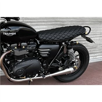 cafe 4 racer - The Blackadder - Nízky profil úzky diamantový prešívaný sedák - Čierny - Motone Triumph Bonneville 