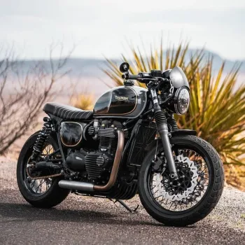 cafe 4 racer - Microblade Aluminium Screen Black Anodised Finish - Motone Triumph Bonneville 