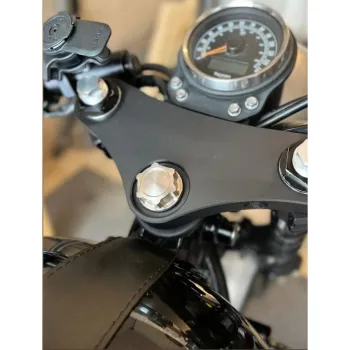 cafe 4 racer - Triumph  T100 / T120 / STREET TWIN / SPEED TWIN / STREET CUP Uzáver plniaceho hrdla oleja - °C - Celzia - Motone Triumph Bonneville 