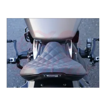 cafe 4 racer - Wunderkind Indian Scout Bobber Seat adjustable, suitable for original fender - WUNDERKIND Custom INDIAN SCOUT BOBBER Custom parts 