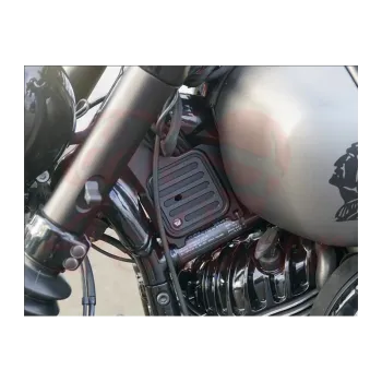 cafe 4 racer - Wunderkind Indian Chief Cover frame triangle steering head - WUNDERKIND Custom INDIAN CHIEF - THE REAL BOBBER 