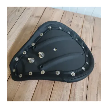 cafe 4 racer - Motone King Cobra Seat - Diamond Stitch - Triumph Bobber - Motone Triumph Bonneville 