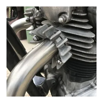 cafe 4 racer - Yamaha XS650 Big  Výfukové svorky - PÁR  - Motone Výfukové Matice 
