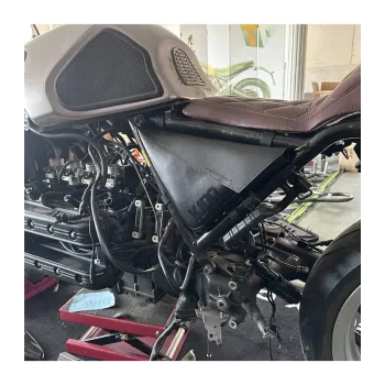 cafe 4 racer - Boční tašky brašna rámu pre K100/1100 čierna LOGO K100 pár - Cafe4Racer Bočné brašne 