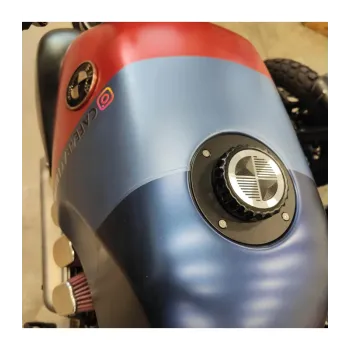 cafe 4 racer - BMW K75/100/1100 Čierny s čiernym uzávěrom s logem - Cafe4Racer Víčka nádrží 