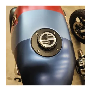cafe 4 racer - BMW K75/100/1100 Čierny s čiernym uzávěrom s logem - Cafe4Racer Víčka nádrží 