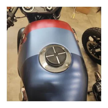 cafe 4 racer - BMW K75/100/1100 stříbrná s černým uzávěrem - Cafe4Racer Víčka nádrží 